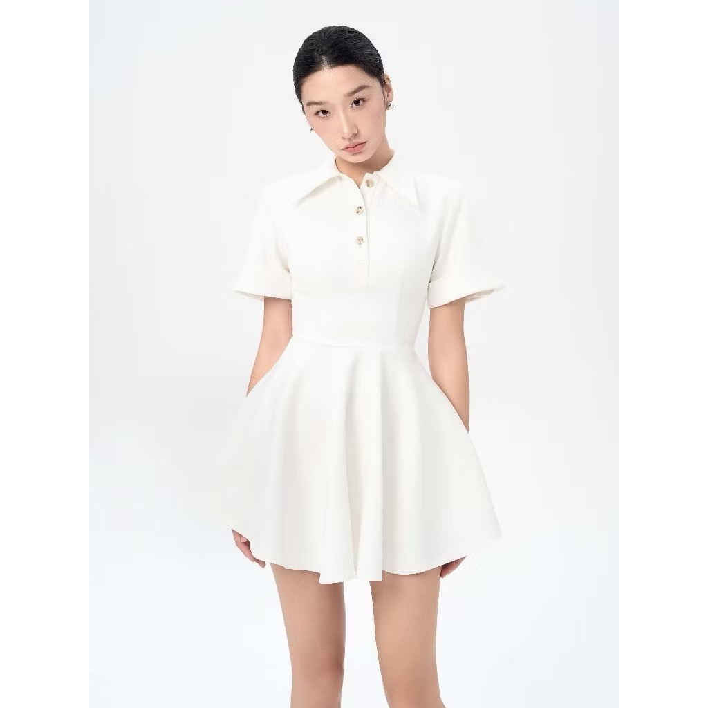 RECHIC Đầm xòe Astrid cổ gấp phối nút chiết eo tay ngắn cơ bản thanh lịch