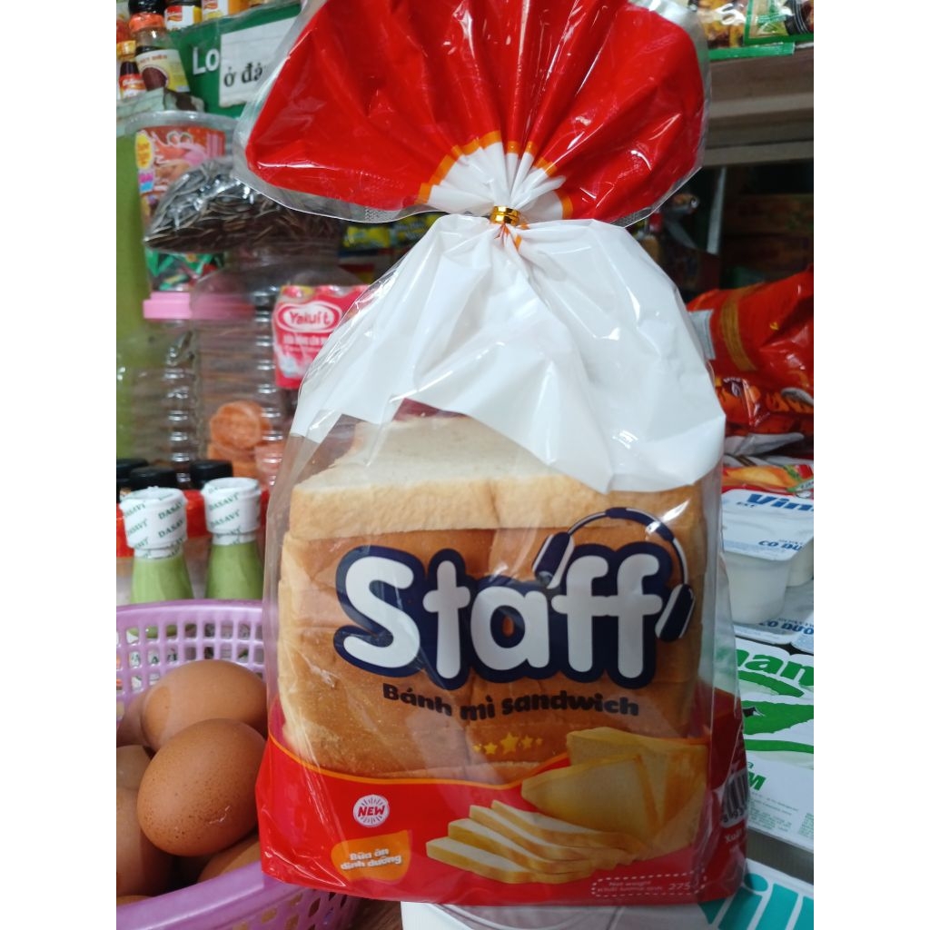 Bánh mì Sandwich STAFF 275g