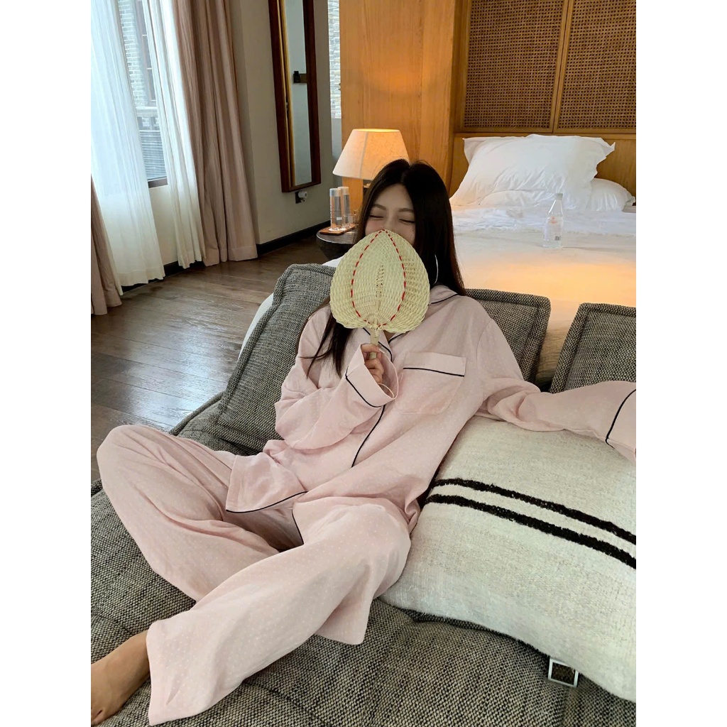 MB-SET-014 Maybee.Homedress Bộ Ngủ Dài Tay Chấm Bi Vuông Mờ Viền Đen Dáng Rộng – Mềm Mịn, Thoải Mái | BigBuy360 - bigbuy360.vn