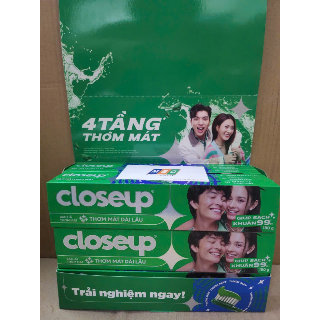 Kem đánh răng Closeup Bạc Hà 180g ( bộ 6)