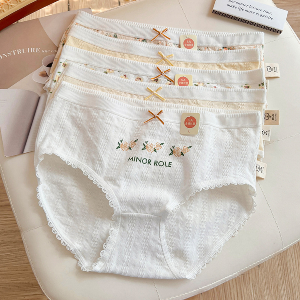 Quần lót bé gái C19 quần hoa nhí thấm hút cho bé từ 30-65kg set 5 quần chip tam giác