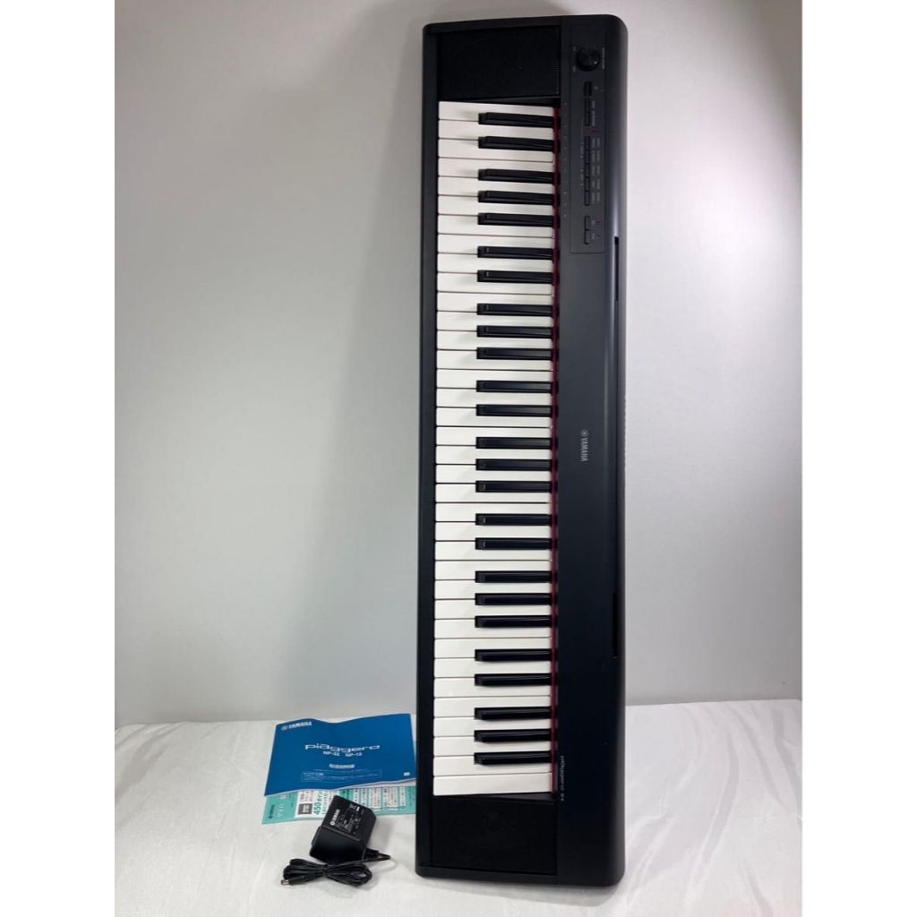 Piano yamaha Piaggero NP-12B (cực đẹp) Piano có cảm biến ấn phím mạnh nhẹ - Đồ trang trí