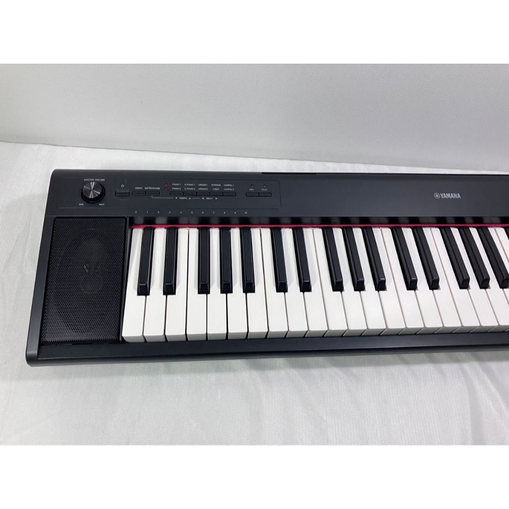 Piano yamaha Piaggero NP-12B (cực đẹp) Piano có cảm biến ấn phím mạnh nhẹ - Đồ trang trí