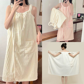 Khăn Tắm Choàng Dạng Váy, Xỏ Tay Không Tuột, Vải Nhung Gân Mềm Mịn