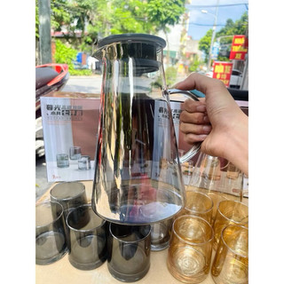 Bình nước thủy tinh Deli  1,3L