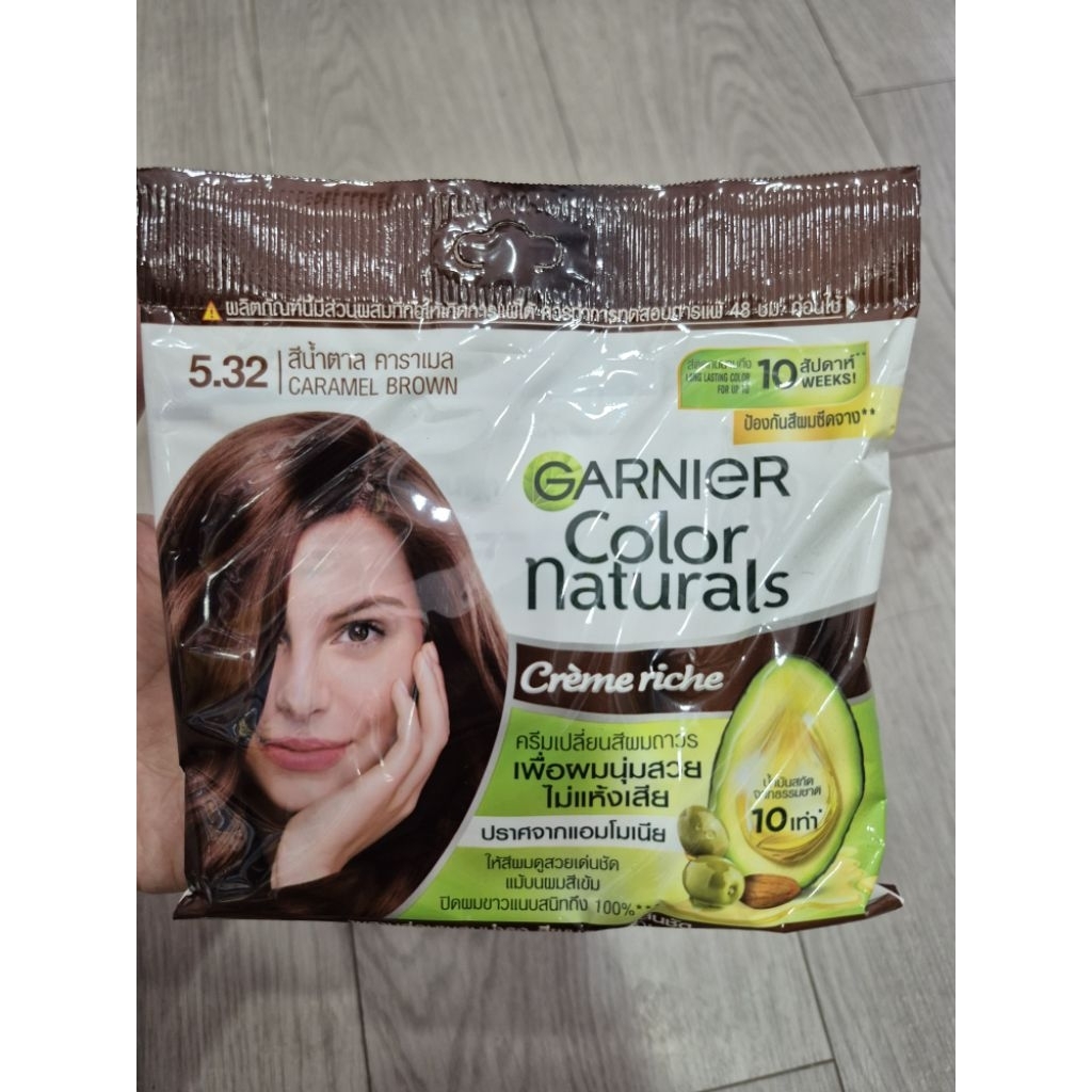 kem nhuộm tóc tại nhà dạng gói GARNIER của cty chính hãng