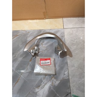 Tay dắt sau cảng sau Click 110