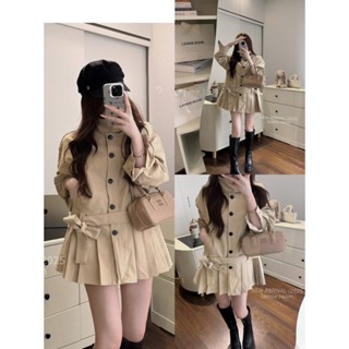  LYNCHIC- ĐẦM KAKI QC DÀI TAY CAO CỔ XẾP LY CHÂN VÁY BE NÂU CÚC ĐEN DỌC LANNIE ROOM 