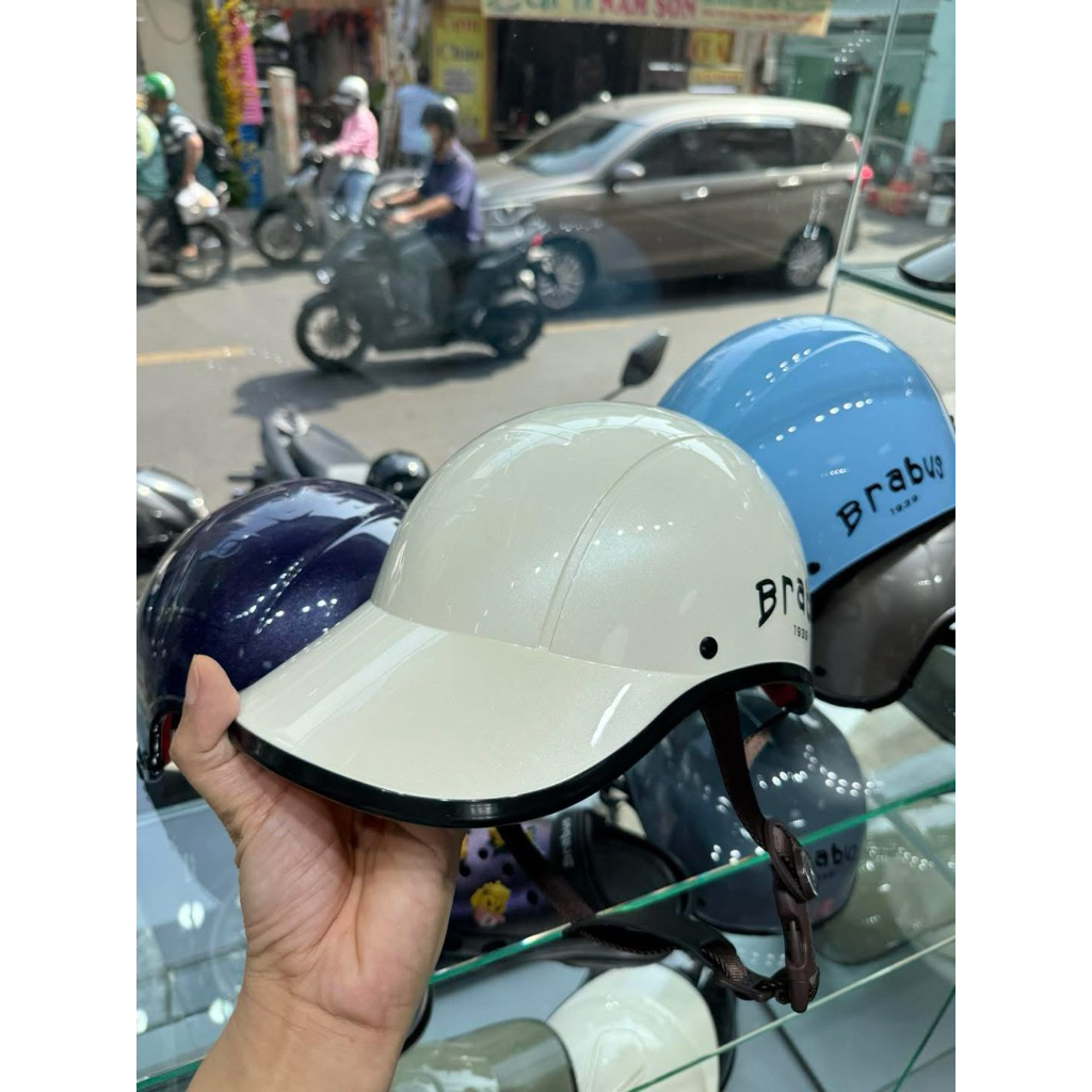 Mũ Bảo Hiểm Phổ Thông Brabus Chính Hãng Trắng Vani
