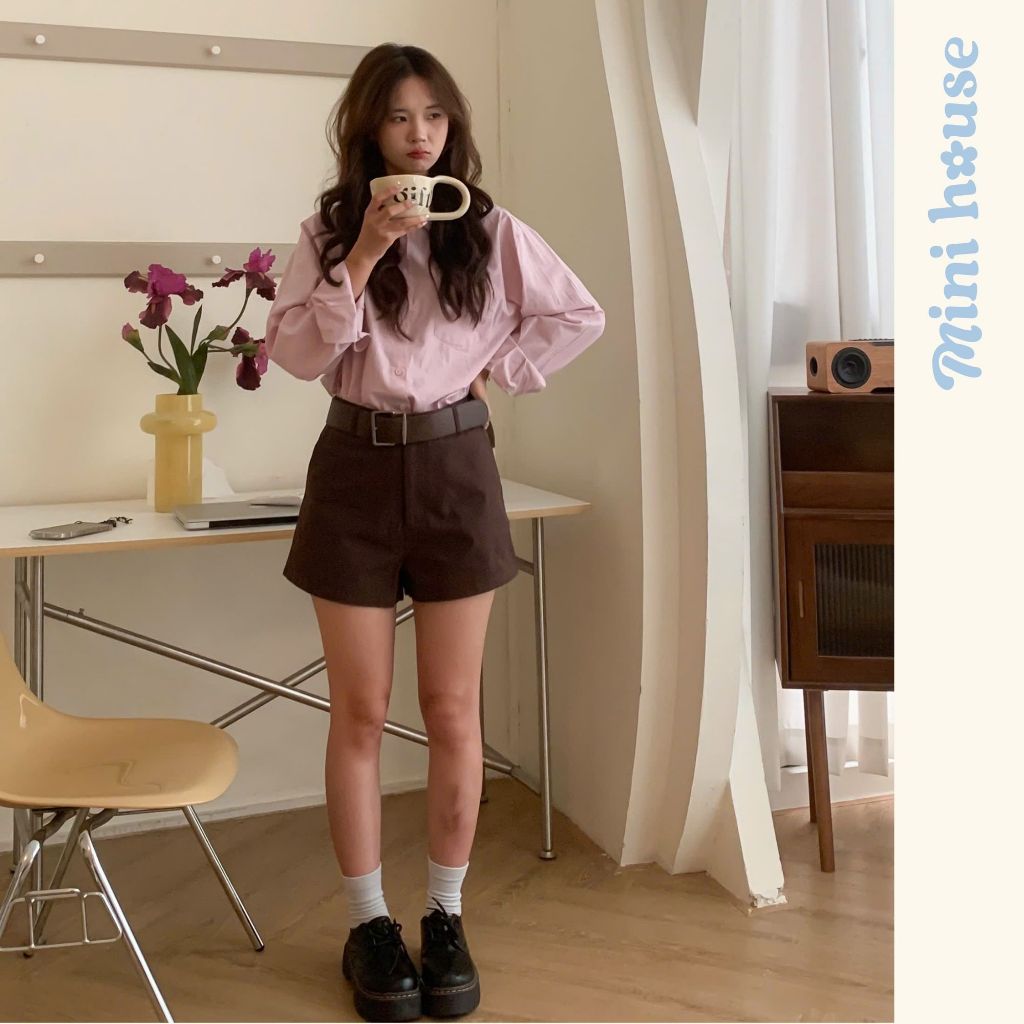 𝐌𝐢𝐧𝐢 𝐇𝐨𝐮𝐬𝐞 - Quần short nữ cạp cao vải mềm tone MÀU NÂU vibe thu đông basic | BigBuy360 - bigbuy360.vn