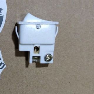 công tắc đèn sưởi nhà tắm