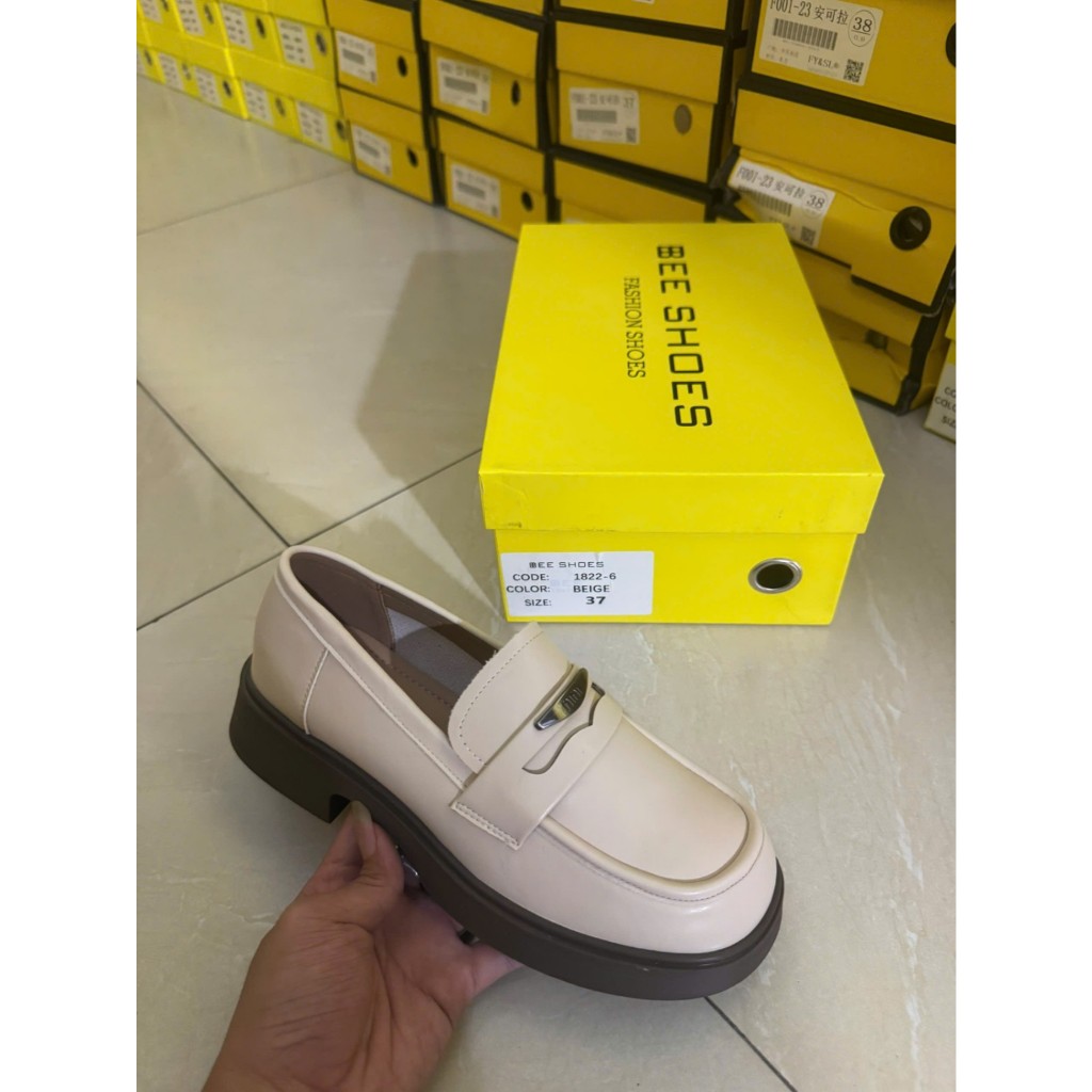 Giày loafer nữ BEESHOES giày moka lười mũi tròn đế vuông cao 3 phân sẵn màu kem LF002 (Form 1.5)
