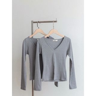 Áo TAYLOR - Áo Thun Cổ Tim Tay Dài Xẻ Tà Co Giãn 4 Chiều GOLA DESIGNS