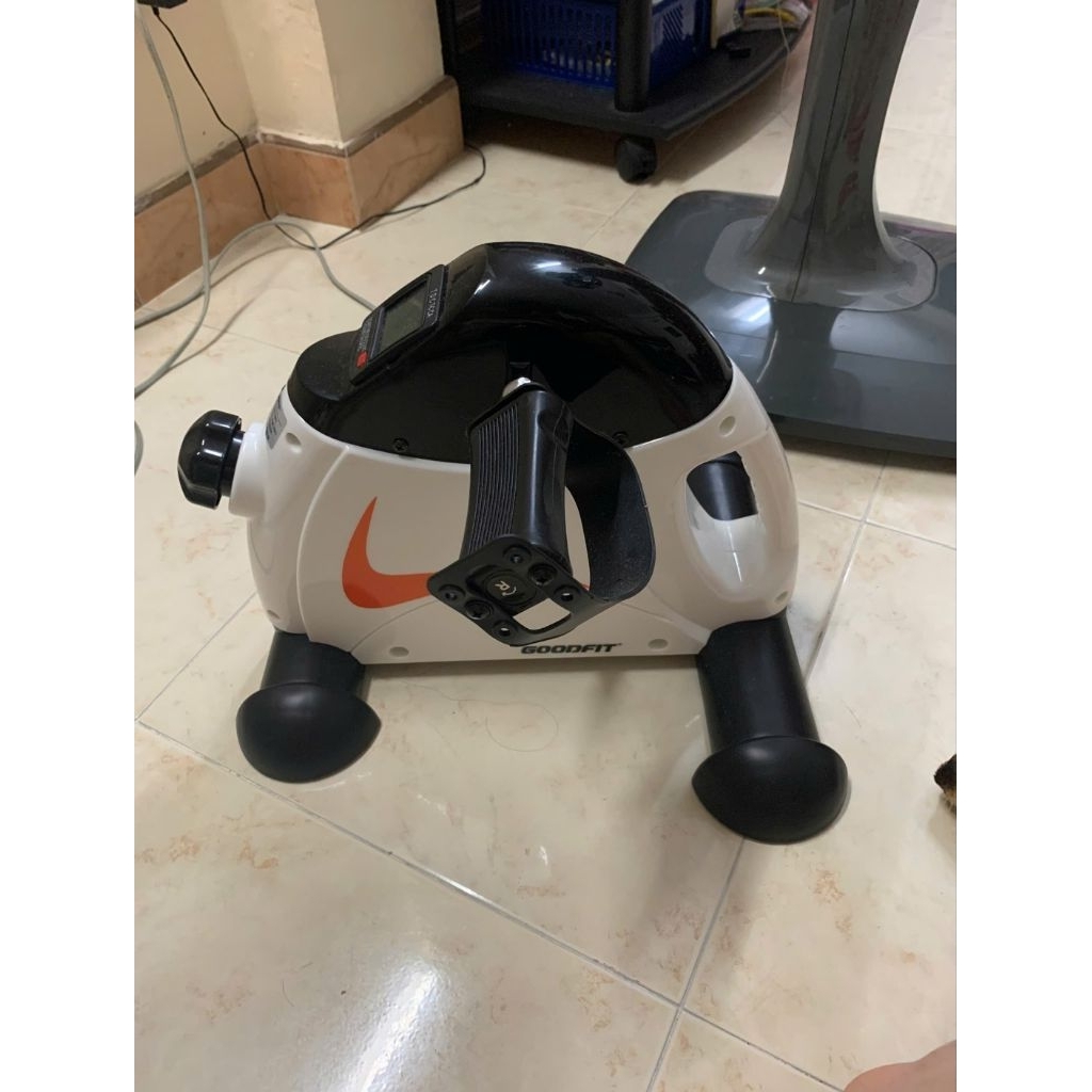 Xe đạp tập thể dục tại nhà GoodFit GF001PA – nhỏ gọn, dễ dùng, phù hợp người cao tuổi, dân văn phòng