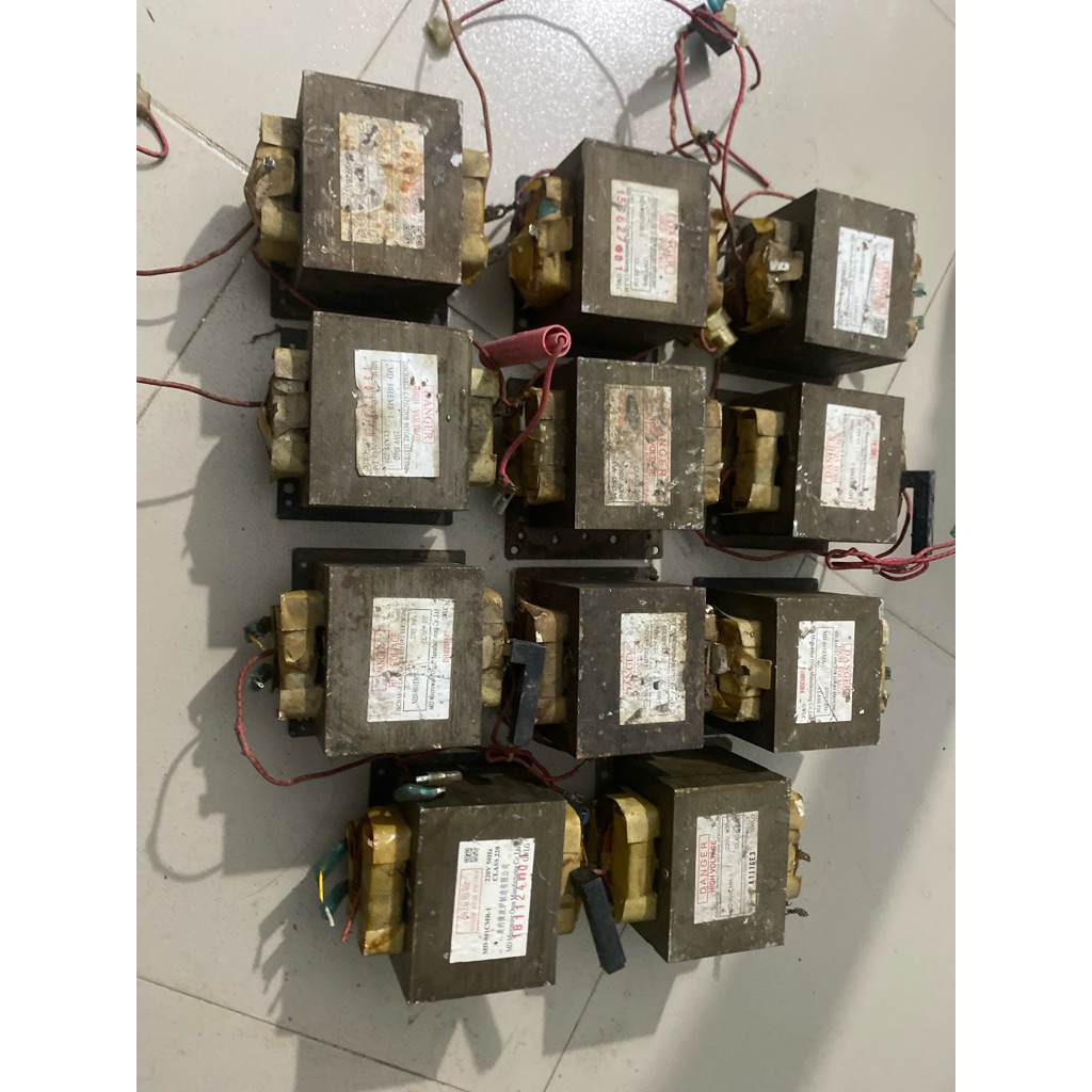 Biến Áp Lò Vi Sóng Chế Máy Hàn Cell Pin 800E