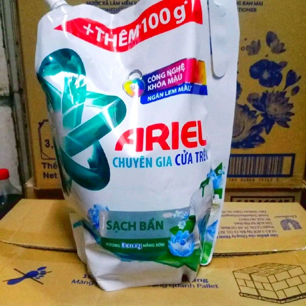 Nước giặt Ariel 2.9kg cửa trên hương downy