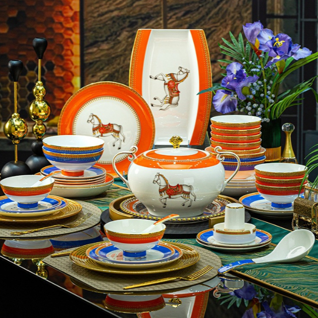 Bộ Bát Đĩa Sứ Xương Hoàng Gia Cao Cấp,Bộ Chén Đĩa  60 Chi Tiết Cho 10 Người Kèm Hộp Vali Sang Trọng.