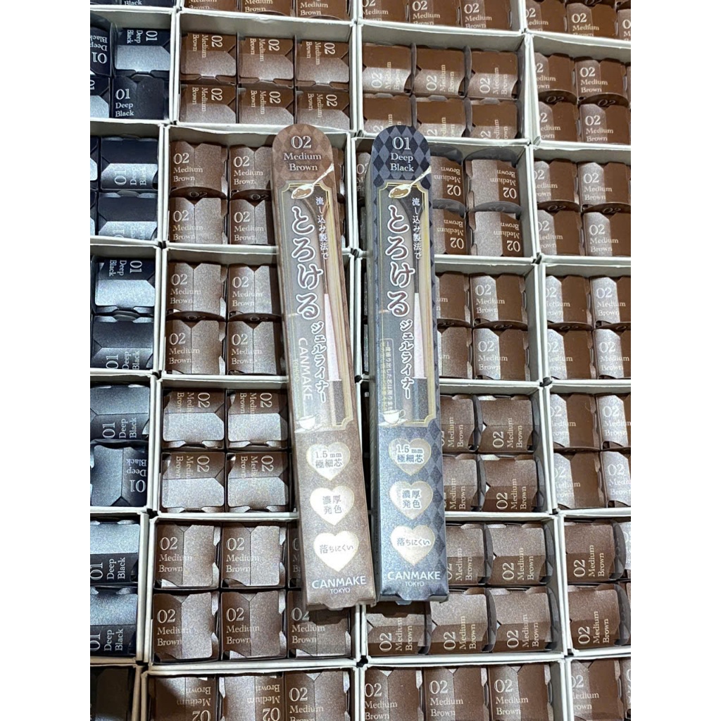 Chì kẻ mắt lâu trôi Canmake Creamy Touch Liner