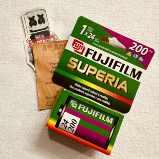   Fuji superia 200  - Film 135  35mm  giá rẻ 24 & 36 kiểu 