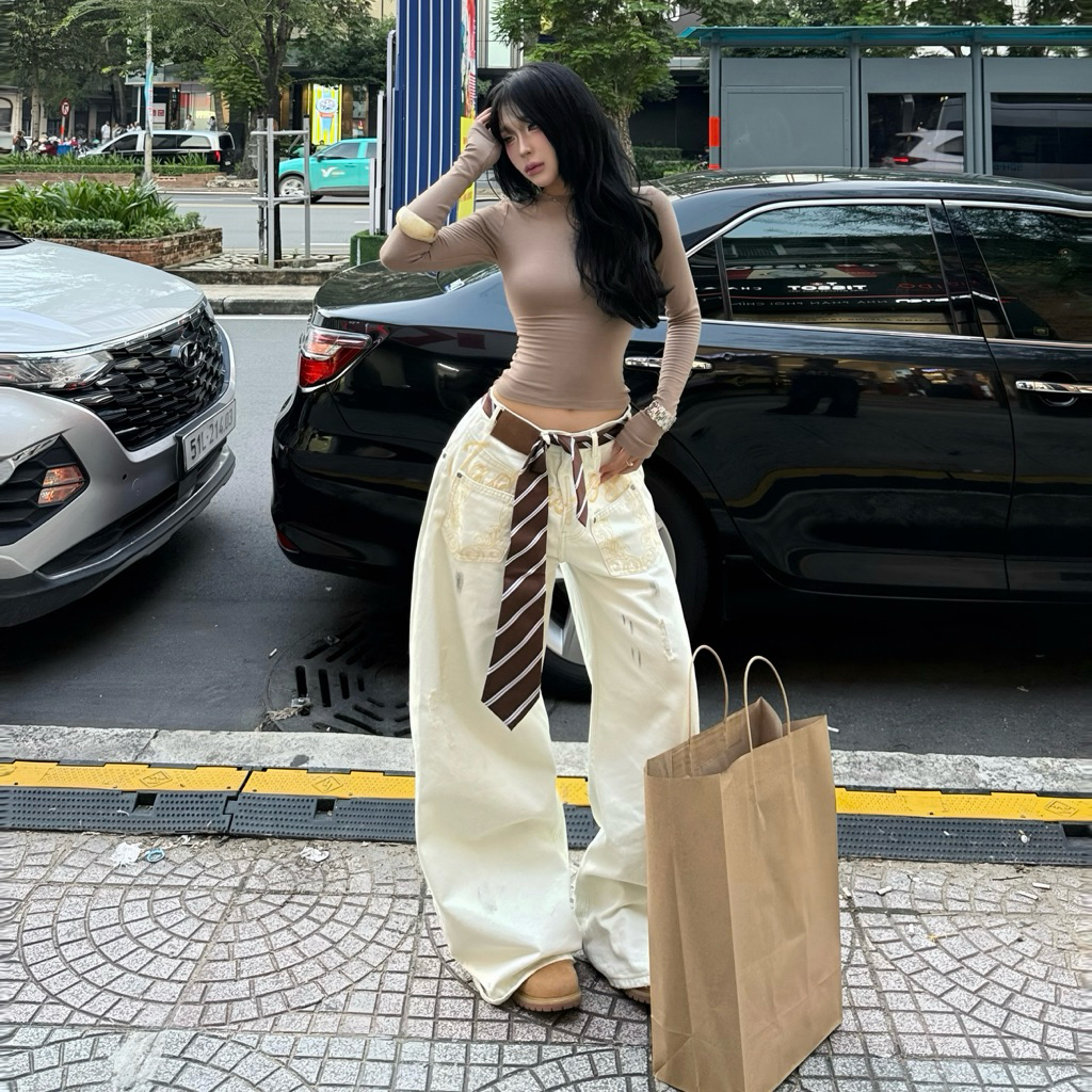 [ MOCA FIT ] Set áo thun tay dài moca nâu tây slimfit - Quần jeans JADENI HOST, có hai lưng , ống rộ