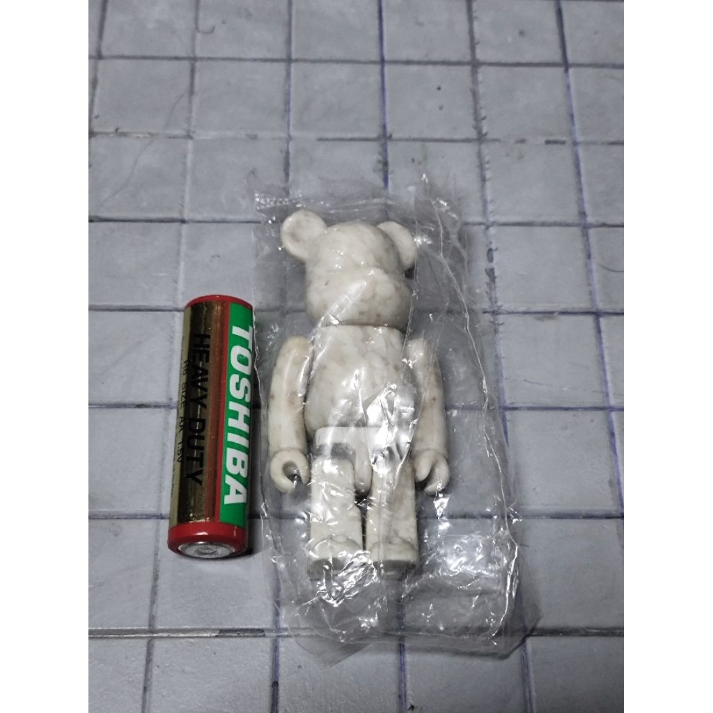 mô hình bearbrick 46 Jelly Bean Rice
