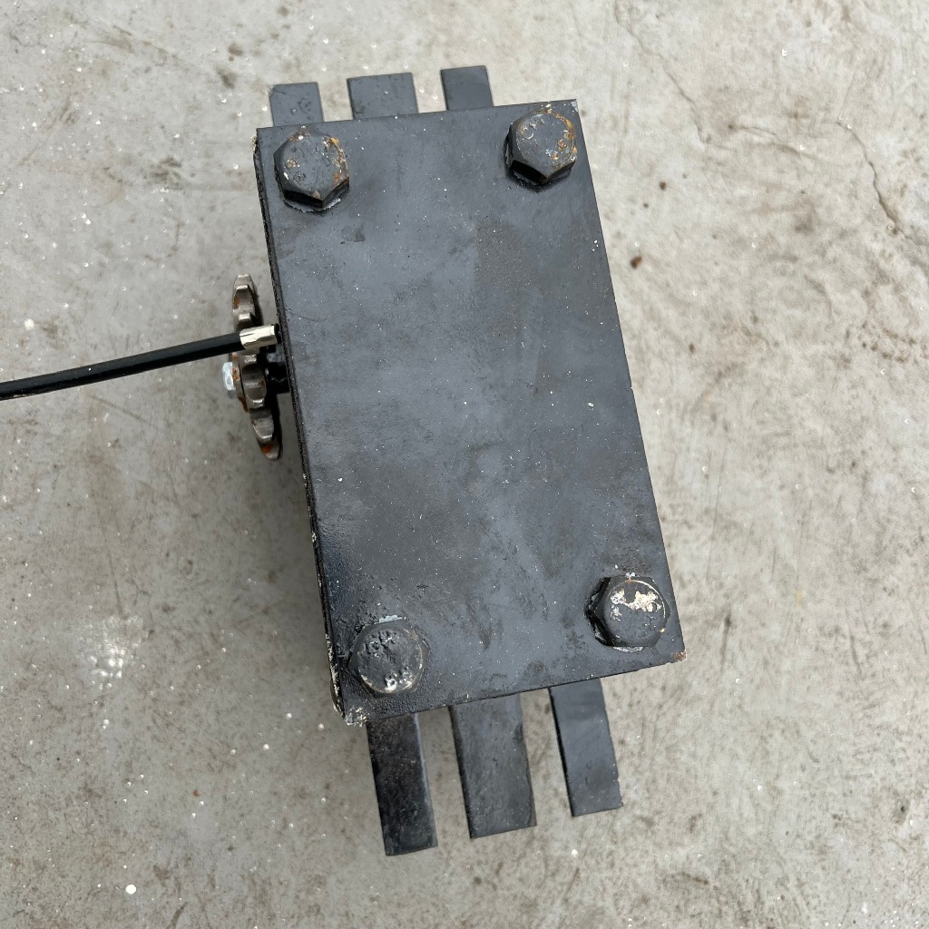 Hộp số tiến lùi chạy nhông xích lắp đặt cho xe ba gác, xe ba bánh hoặc các loại xe chế