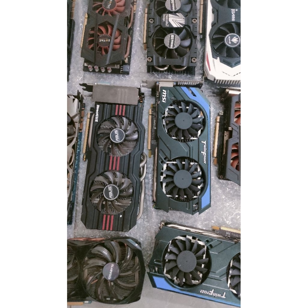 Card GTX 650ti oc 2G D5 hoạt động tốt nguồn phụ 6pin 12pin chơi game đồ họa khỏe