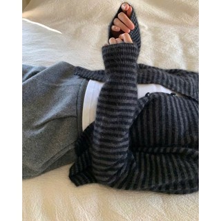 Charcoal Striped Wool Cardigan (Áo khoác len họa tiết kẻ ngang màu đen xám)
