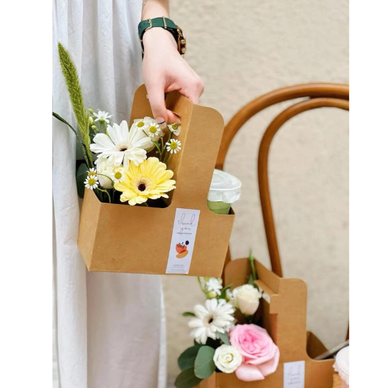 Túi kraft 2 ngăn, Hộp giấy cắm hoa đựng đồ uống dành cho shop hoa, tiệm cafe Hy Hy Store