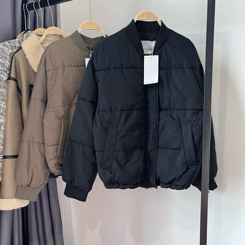[SALE] Áo phao / khoác Bershka Authentic