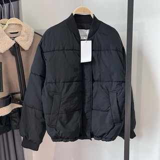[SALE] Áo phao / khoác Bershka Authentic