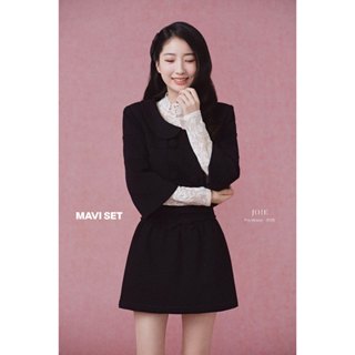  JOIE DES ROSES - Set áo khoác tay lửng dáng ngắn và chân váy ngắn chữ A đính nơ MAVI SET 