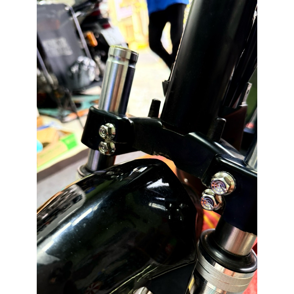 compo 4 con ốc trảng ba phuột trước cho xe điện pega ,133,sonsu,asama