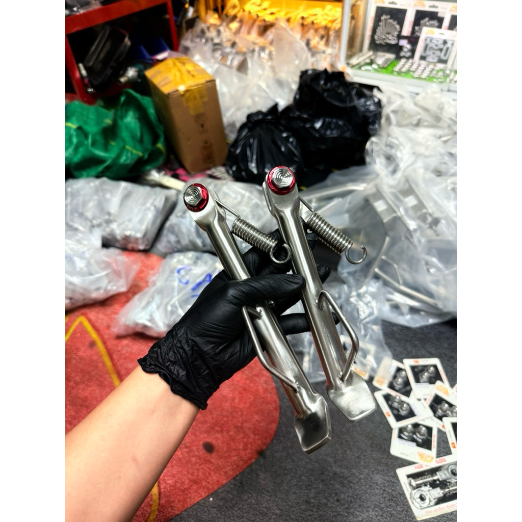 Chân chống nghiêng inox 304 hàng gia công cho xe điện pega,xmen,133,sonsu,asama,yadea,GoGo…. kèm ốc và long đền