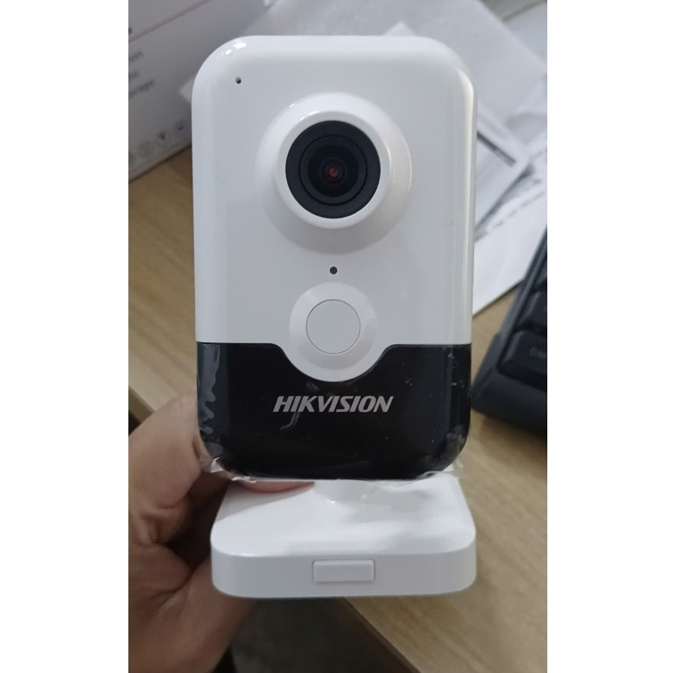 Camera wifi cube Hikvision 4MP đàm thoại 2 chiều, DS-2CD2443G2-IW 2443 new 2025 (chính hãng)