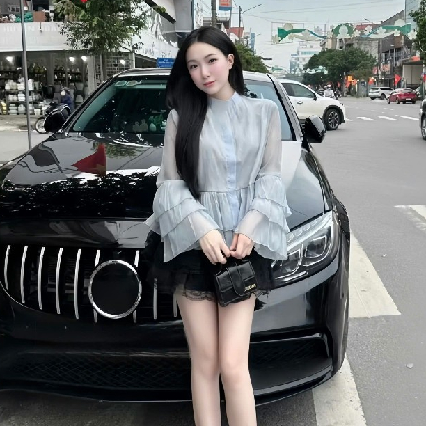 Áo Sơ Mi Cổ Trụ Bánh Bèo Chất Liệu Tơ Mềm 2 Lớp Phối Tay Loe Bèo Tầng | BigBuy360 - bigbuy360.vn