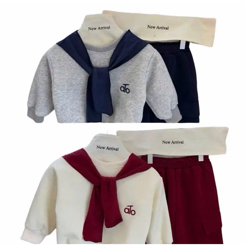 Bộ quần áo nỉ kèm khăn họa tiết ALO