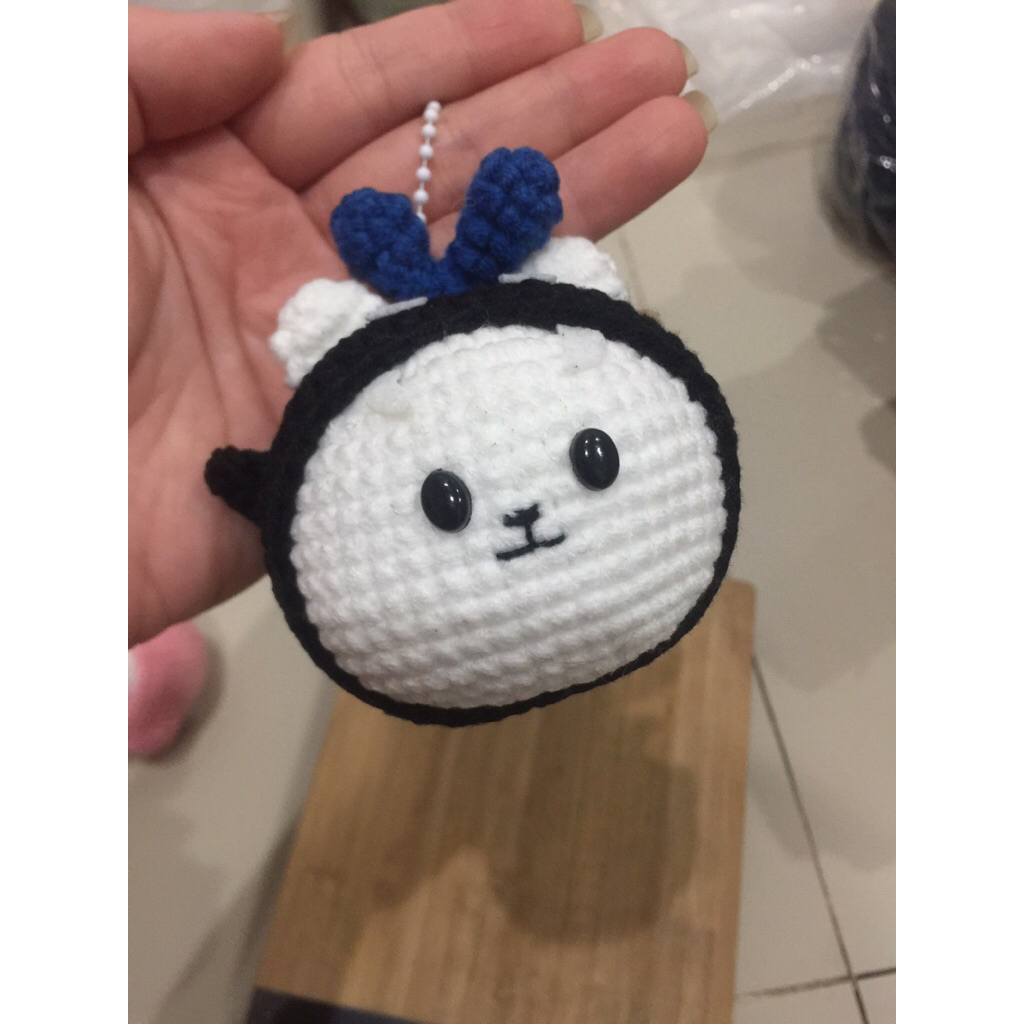 móc khoá len mác đen - milk bò 50g