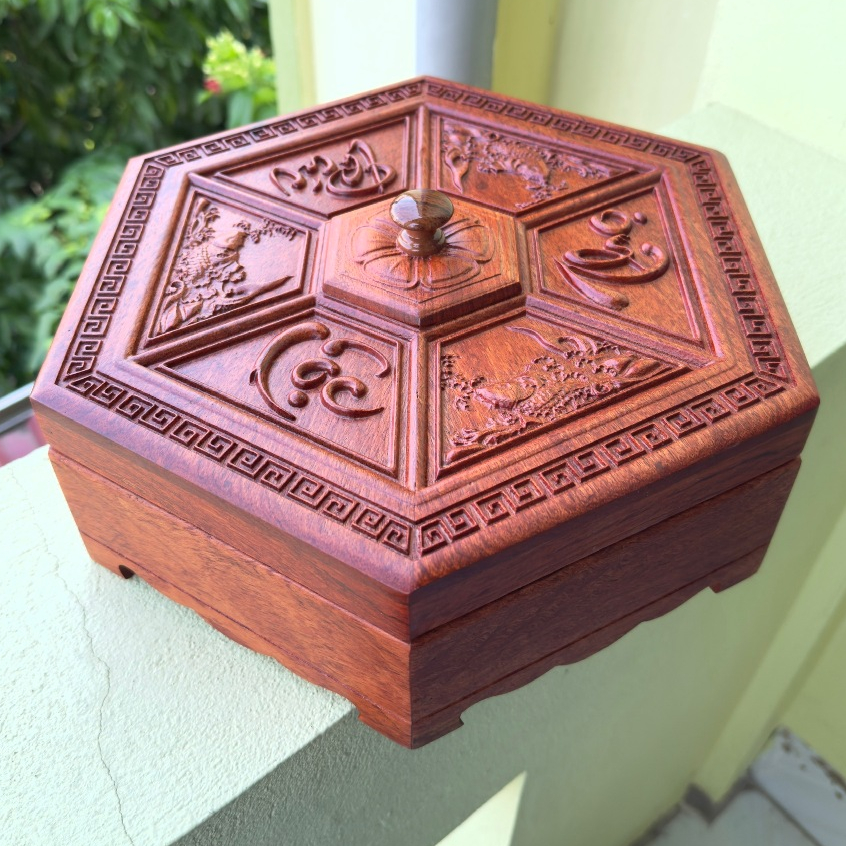 Khay đựng mứt tết bằng gỗ hương phúc lôc thọ-- size lớn -- Hộp đựng mứt tết bằng gỗ hương