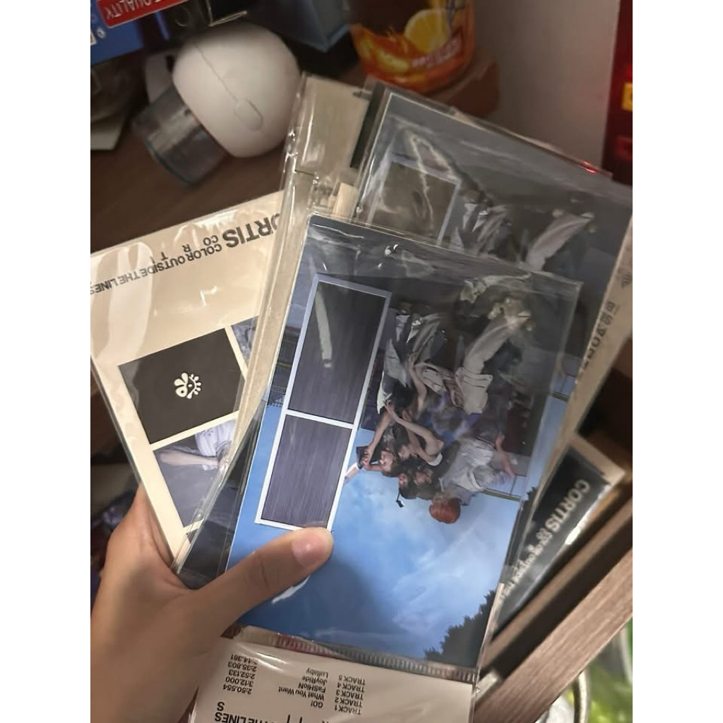 《PASS SẴN》 ALBUM RỖNG WEVERSE CORTIS