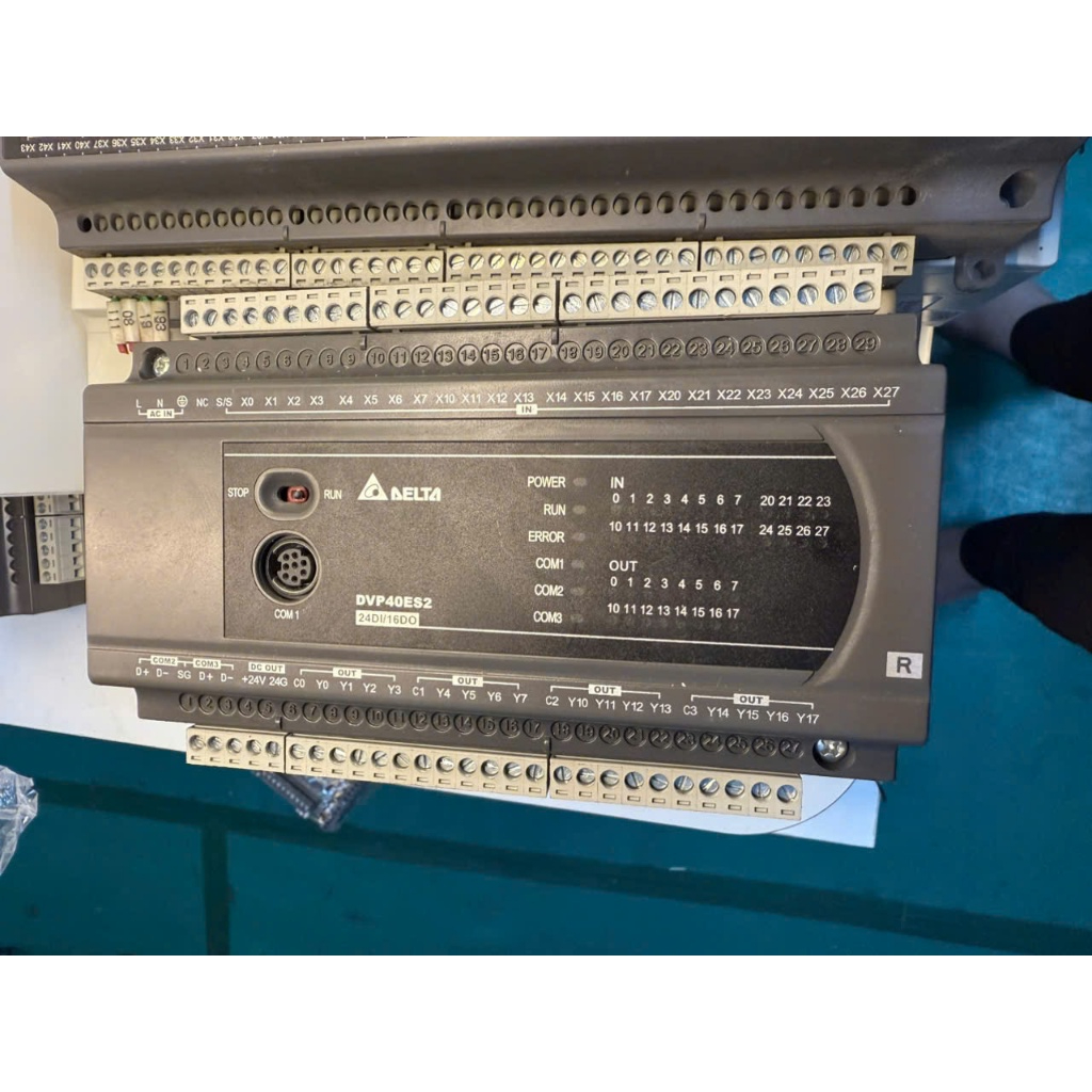 PLC   DELTA   DVP40ES2   hàng tháo máy