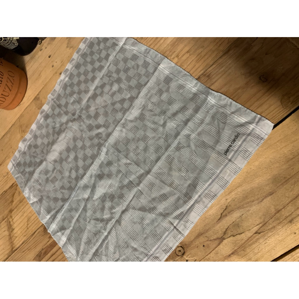 C301. Khăn sô vuông turban hiệu Pierre Cardin- 2hand
