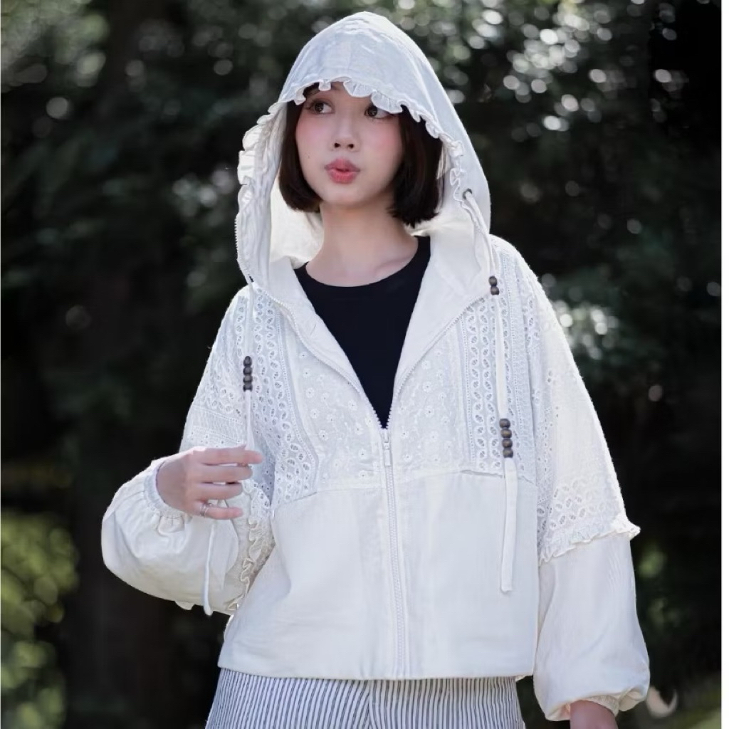 Rập giấy thiết kế là bản vẽ giấy không phải quần áo. rập may áo khoác nữ rã thân mũ bèo xinh