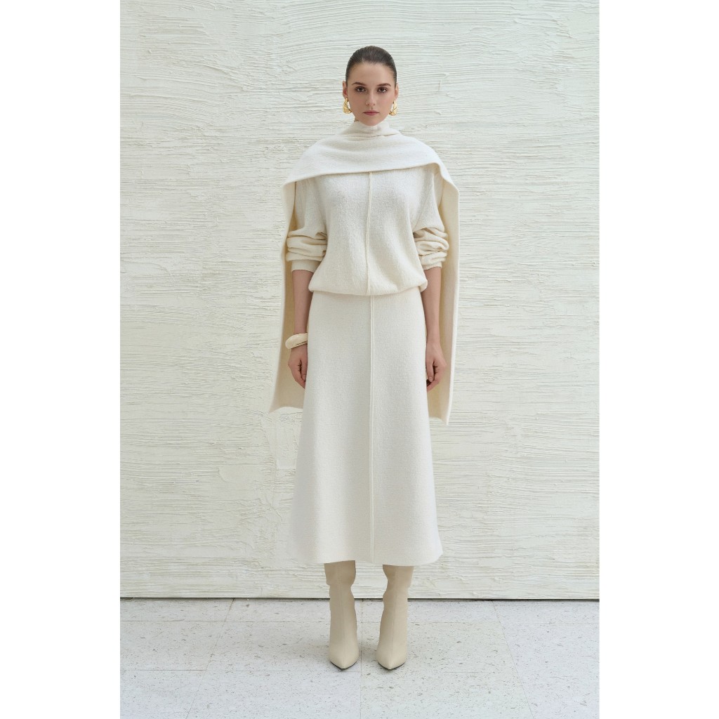 Áo Cổ Thuyền Nữ WHITE ANT Bo Tay Và Thân LANSSI TURTLENECK BLOUSE 171000001