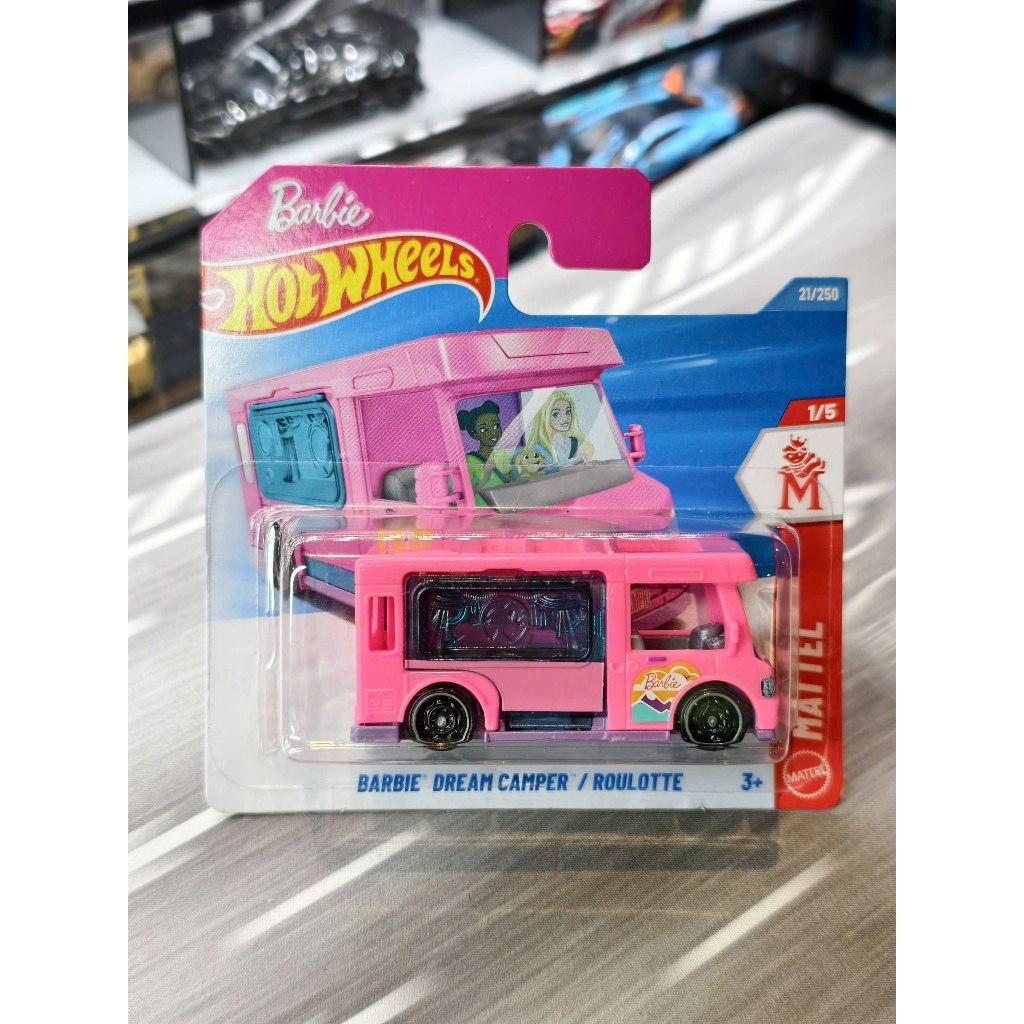 Xe mô hình Hot Wheels Barbie Dream Camper / Roulotte ( Card ngắn )