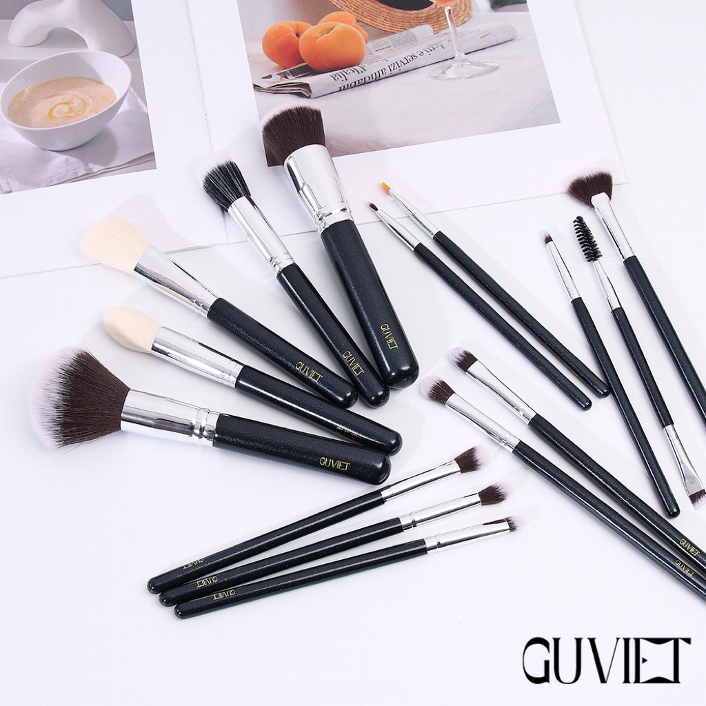 Bộ cọ trang điểm cá nhân GUVIET màu đen gồm 15 cọ kèm theo ống cắm tiện lợi | BigBuy360 - bigbuy360.vn