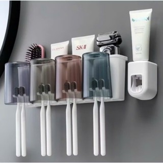  Kệ bàn chải kem đánh răng dán tường 4 cốc  kệ phòng tắm thông minh có bộ nặn kem chống nước 