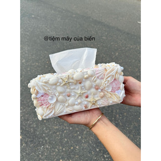 Hộp khăn giấy trang trí vỏ sò biển handmade – Decor bàn làm việc, phòng khách, quà tặng sang trọng | Tiệm Mây của Biển