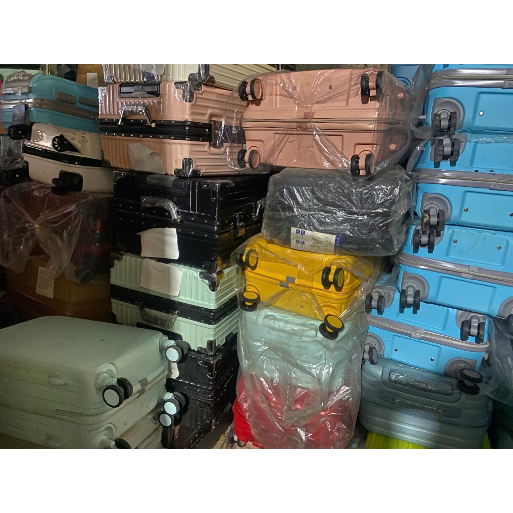 vali thanh lý hàng mới sử dụng tốt