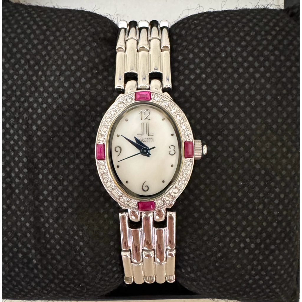 Đồng hồ nữ Lancetti đính đá sang trọng